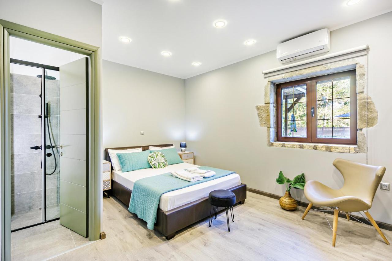 Filia Stone Villa Гувия Екстериор снимка