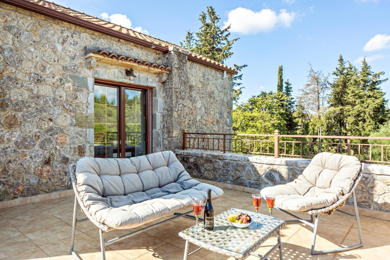 Filia Stone Villa Гувия Екстериор снимка