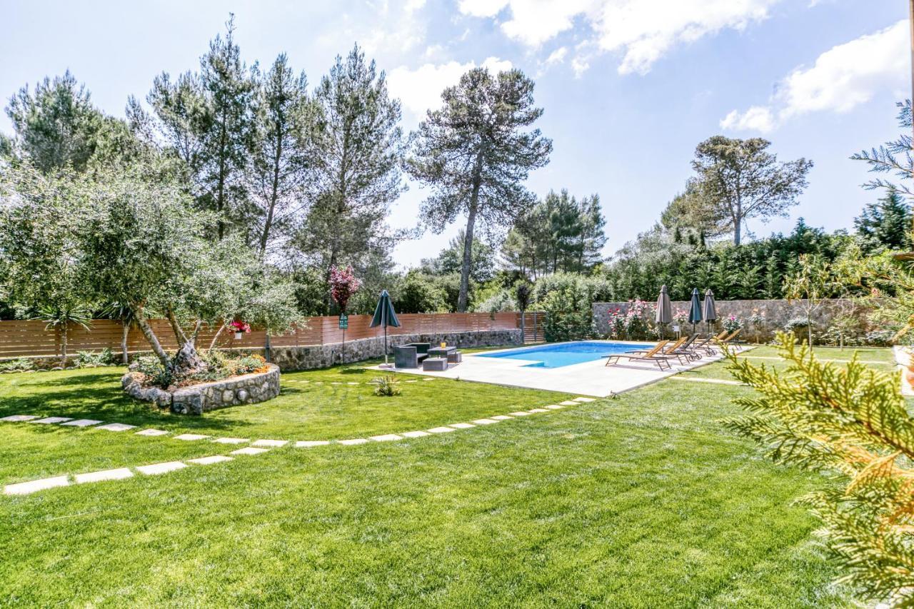 Filia Stone Villa Гувия Екстериор снимка